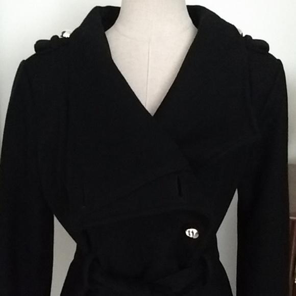 Coat - Picture 4 of 10